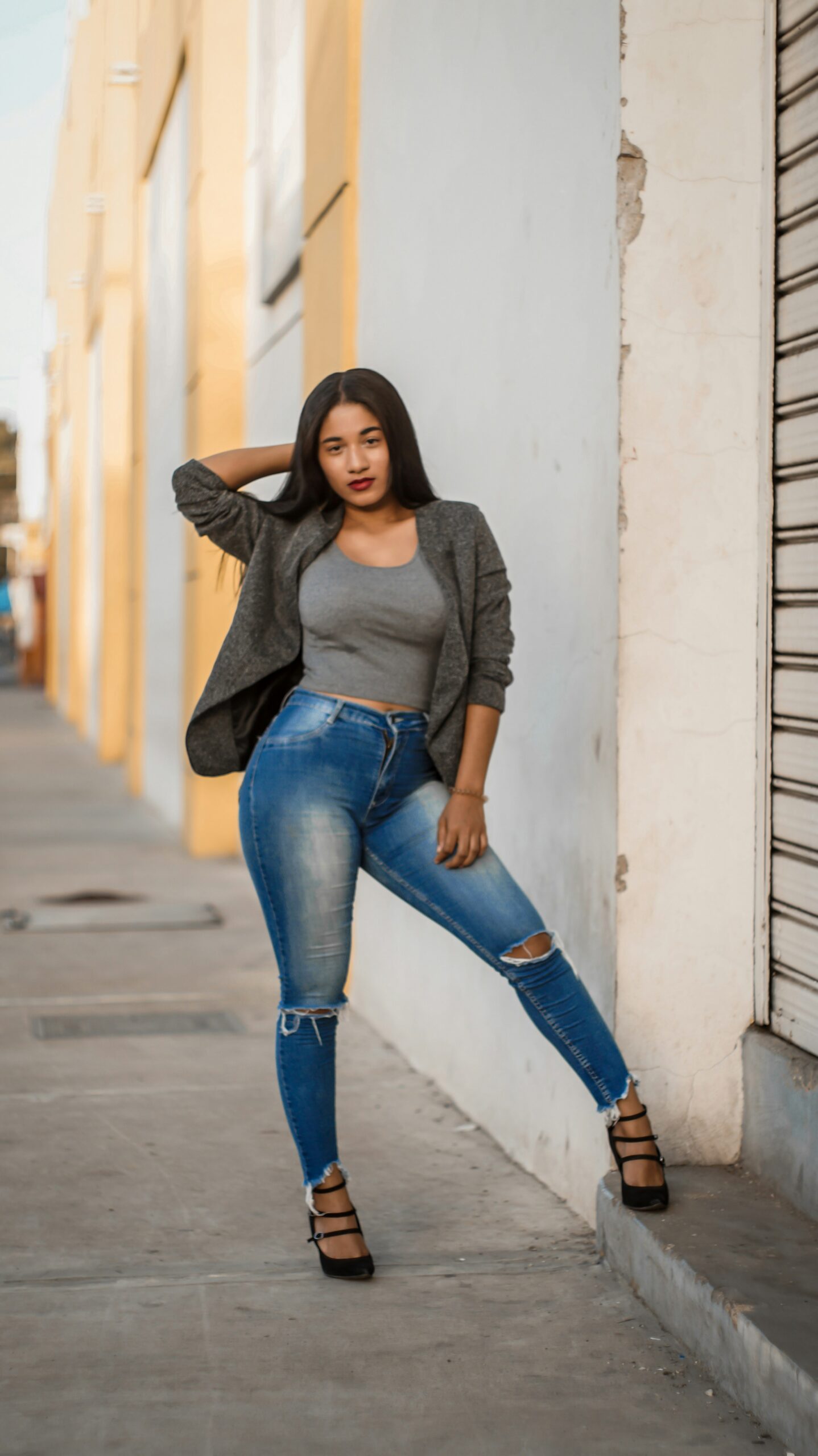 Chubby girls are different; firstly, they are healthy, and secondly, they give complete enjoyment.